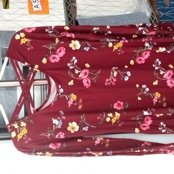 Women's no boundaries size large dress - Picture 4 of 7